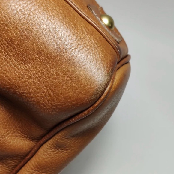 Authentic Mulberry Tan Leather Bag with Gold Accent - Picture 13 of 17